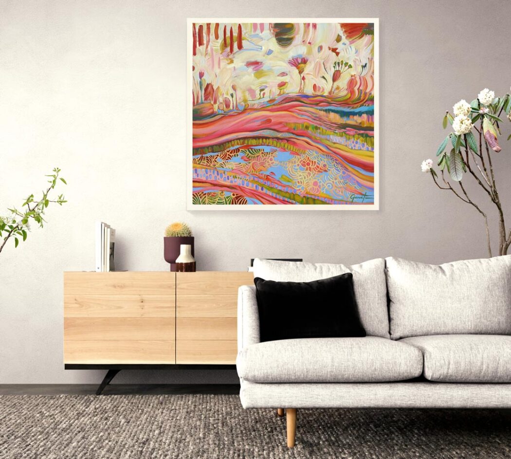 Oeuvre d’art contemporain intitulée "Le Coeur de la Terre", tableau onirique mêlant figuration libre et abstraction, avec des strates de terre animées d’énergies lumineuses, des arbres posés à la surface, créant une ambiance poétique, colorée et spirituelle.